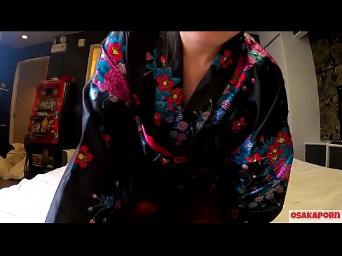 ❤️ Ung cosplay tjej älskar sex till orgasm med en spruta i en hästskötare och en avsugning. Asiatisk tjej med hårig fitta och vackra bröst i traditionell japansk dräkt i amatörvideo som visar onani med knullleksaker. Sakura 3 OSAKAPORN. ☑ Kvalitets porr at sv.pi-porno.ru